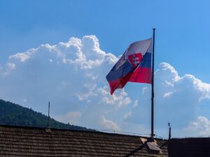 Новини світу - Словаччина відновила туристичні візи росіянам