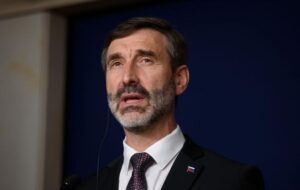 Новини політики - Атака дронів на Польщу: уряд Словаччини зробив заяву про Україну