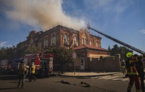 Новини України - Оприлюднено момент "прильоту" по вузу в Харкові