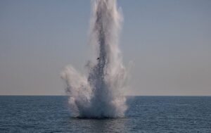 Новини України - У Чорному морі знищили дрейфуючу морську міну