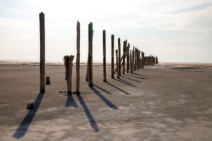 Новини світу - В Ірані повністю висохло найбільше солоне озеро Азії - ЗМІ
