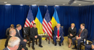 Новини політики - Зеленський і Трамп зустрілися в Нью-Йорку