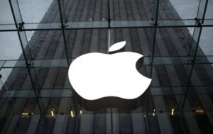 Новини бізнесу - Apple увійшла до трійки компаній з ринковою вартістю у $4 трлн