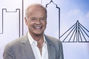 Новини культури - Келсі Греммер став батьком увосьме