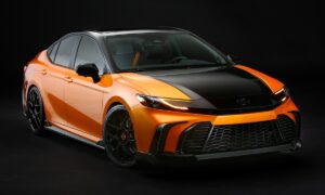 Авто новини - Toyota показала спортивний концепт Camry GT-S