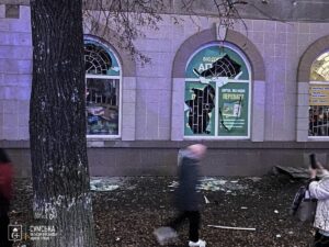 Новини України - Дрон влучив по цивільній інфраструктурі у Сумах