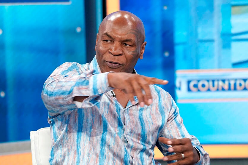 Новини спорту - Майк Тайсон проєктує успіхи Усика на свої часи і зауважує відмінності