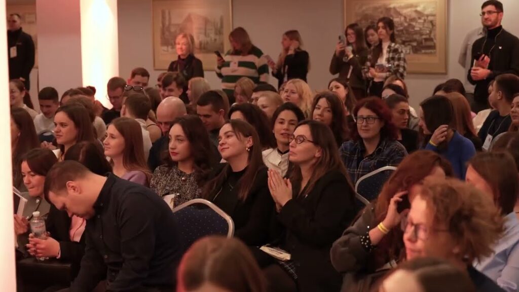 Всеукраїнський форуму молодіжної роботи «Обʼєднані світлом: Вільні та незборимі»