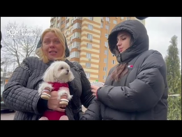 Київ: аварійно-рятувальні роботи тривають