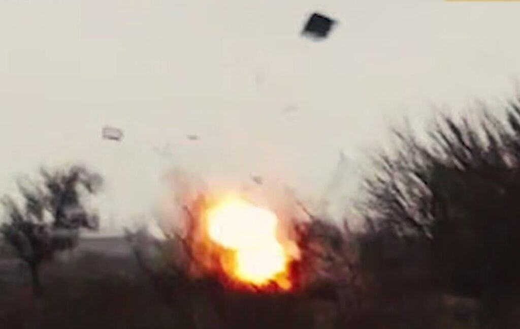 Новини України - ГУР підірвало авто з окупантами на Херсонщині