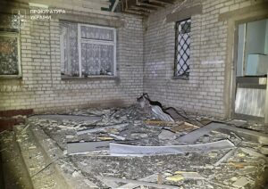 Новини України - Росіяни атакували Молнією школу у Запоріжжі