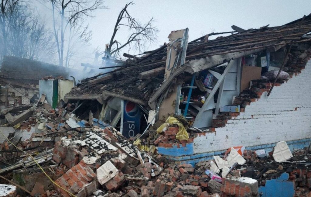 Новини України - Росіяни вбили бомбою двох жінок на Сумщині