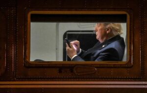 Новини світу - Трамп, Макрон, Мерц і Стармер обговорили Україну