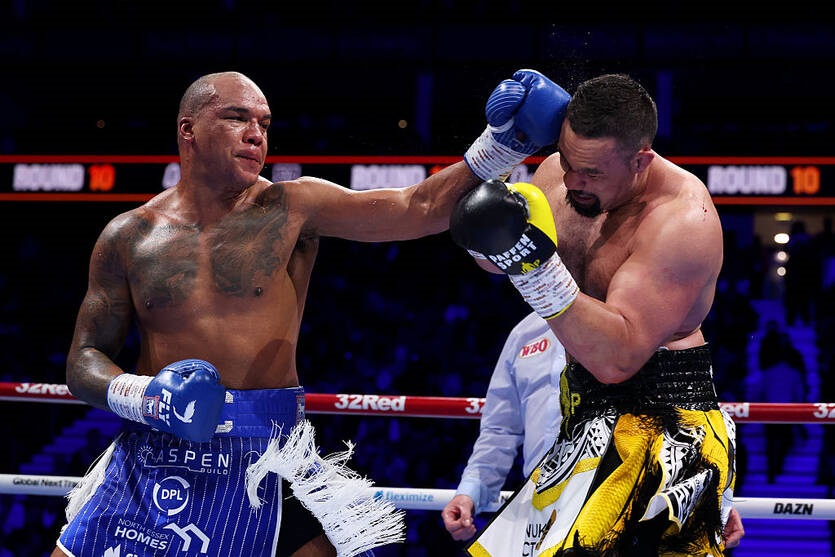 Новини спорту - Усик прокоментував успіх Вордлі у поєдинку проти Паркера