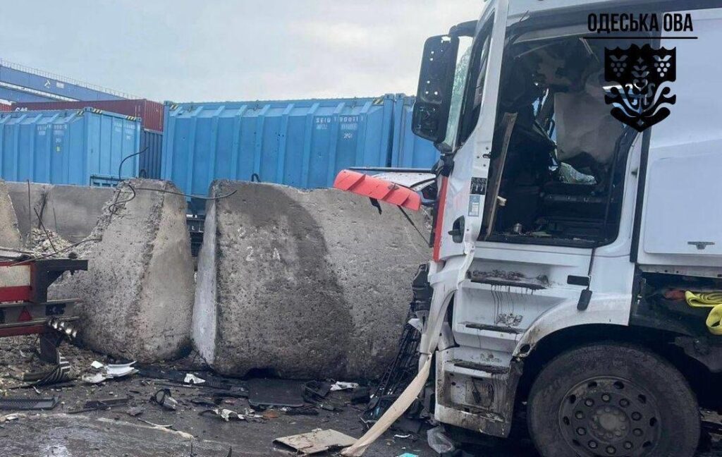 Новини України - Росія атакувала порти Чорноморськ і Південний