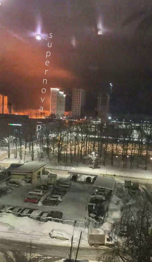 Новини світу - У низці міст РФ лунають вибухи, у Бердянську горить підстанція