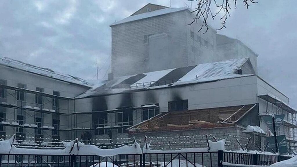 Новини світу - В російському Сиктивкарі стався вибух в будівлі МВС: є потерпілі