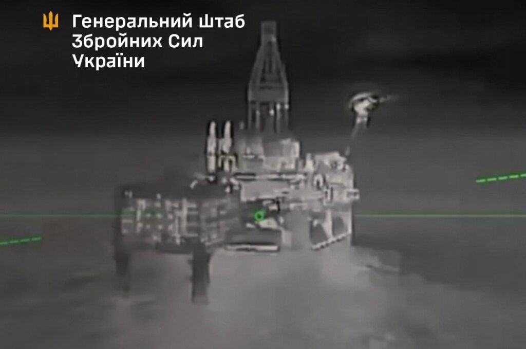 Новини України - ЗСУ уразили бурові установки Лукойлу