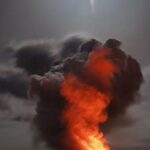 В районі нафтобази заграва: дрони атакують Крим